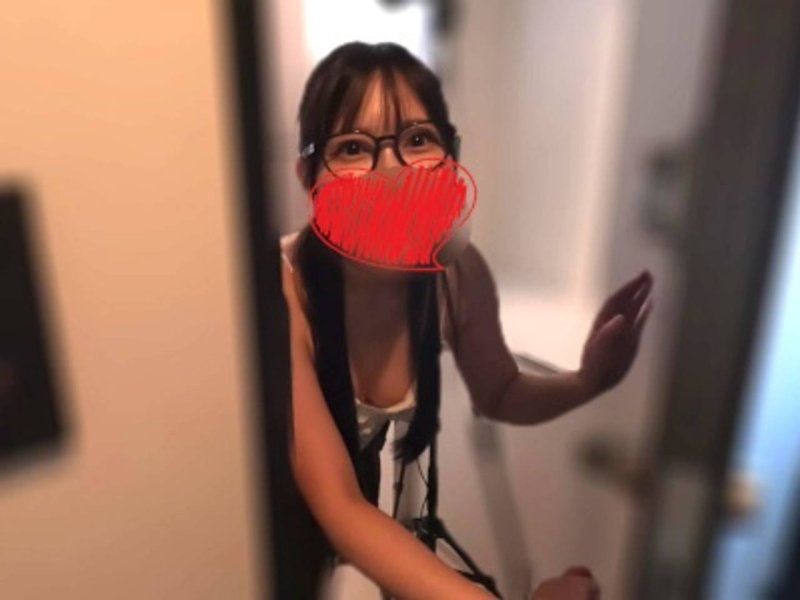 【上門】這傢伙好像喜歡我♡吧？因為後輩上京了，所以去新家上門無套中出