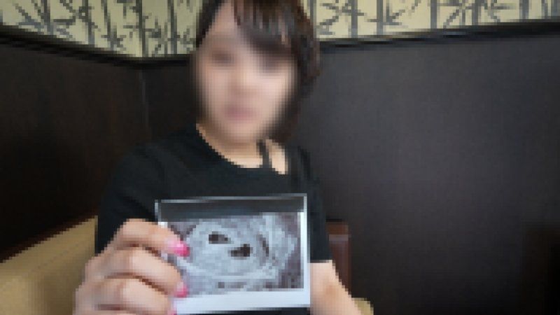 【初回50%オフ・妊娠中♡】 0280_018 みずきちゃん21歳 妊娠6週目！エコー検査で双ゴ妊娠が確定してもオジサンチンポのハードファックがやめられないma.ma失格のドスケベ爆乳Iカップグラドル